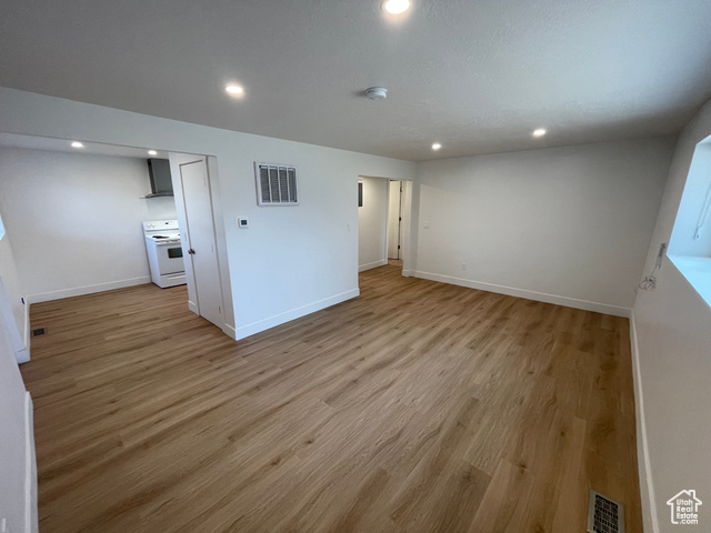 Photo 13 for MLS #2104817 at 311 E 3360 South
