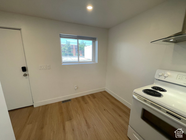 Photo 11 for MLS #2104817 at 311 E 3360 South