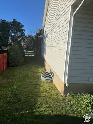 Photo 3 for MLS #2104831 at 981 E Hudson #HTTPS: