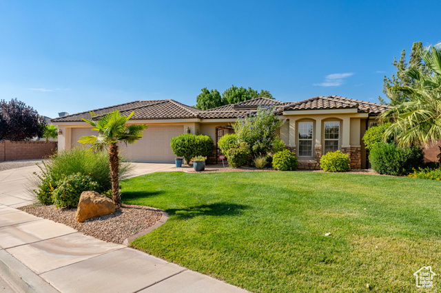 MLS #2104840 - 959 E Coyote Loop