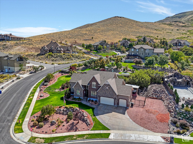 Photo 2 for MLS #2104841 at 5817 W Crested Butte Way