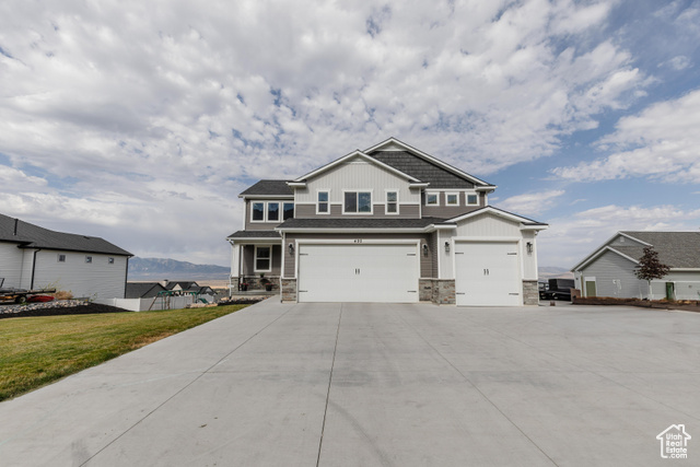 495 N 900 E, Hyde Park UT 84318