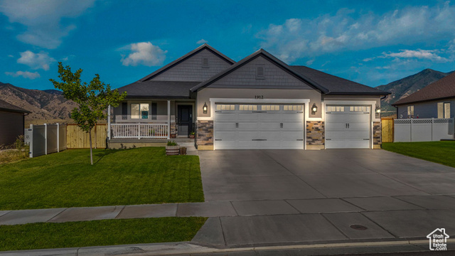 Photo 2 for MLS #2104865 at 1912 N 370 East