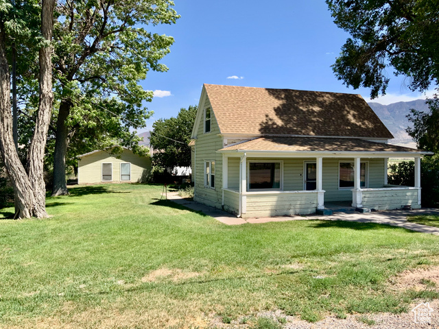 Photo 3 for MLS #2104878 at 630 N Main St
