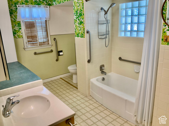 Photo 24 for MLS #2104878 at 630 N Main St