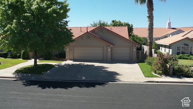 Photo 34 for MLS #2104884 at 1118 E Lizzie Ln