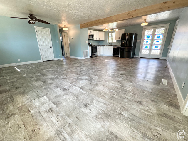 Photo 2 for MLS #2104893 at 463 N 200 West