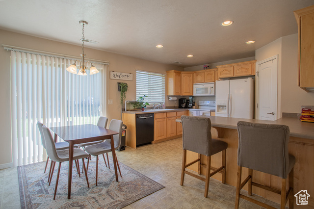 Photo 5 for MLS #2104896 at 121 W Arlington Way