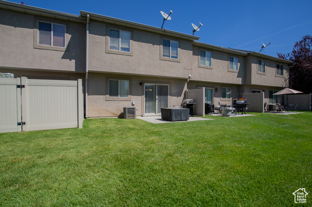 Photo 15 for MLS #2104896 at 121 W Arlington Way