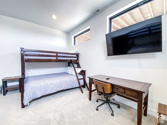 Photo 13 for MLS #2104900 at 40 Wedge Way