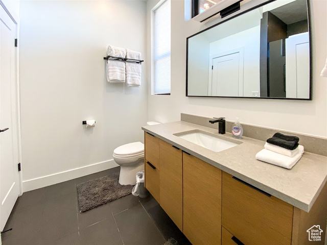Photo 19 for MLS #2104900 at 40 Wedge Way