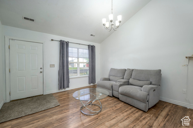 Photo 4 for MLS #2104901 at 3038 S Timeron Dr