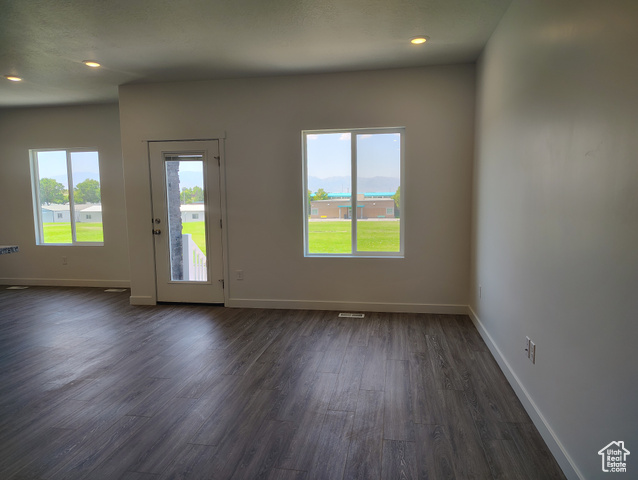 Photo 8 for MLS #2104922 at 2065 N Loxley Dr