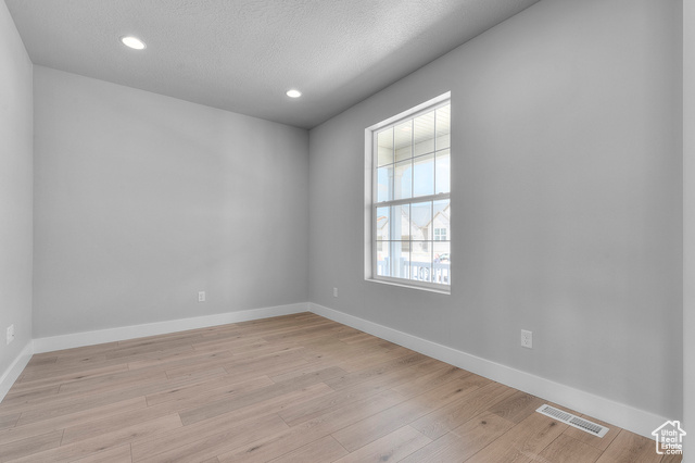 Photo 7 for MLS #2104923 at 6747 N Desert Crk