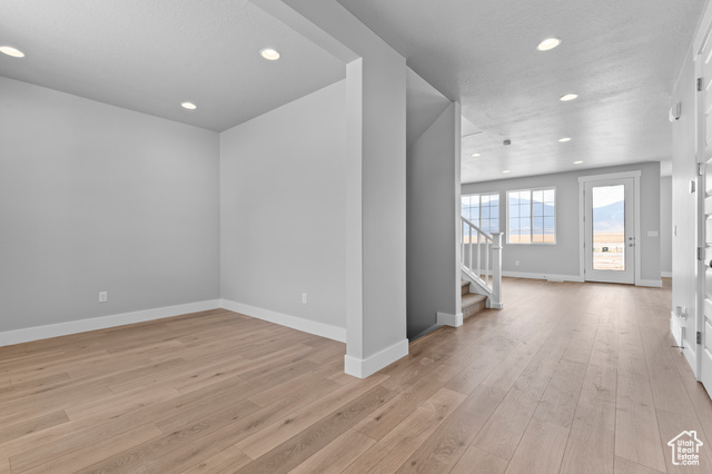 Photo 6 for MLS #2104923 at 6747 N Desert Crk