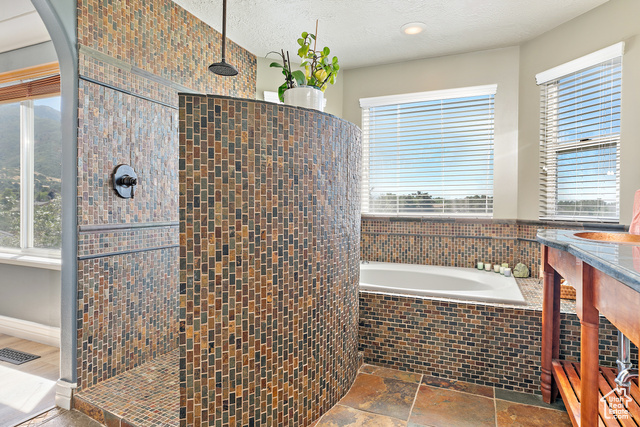 Photo 12 for MLS #2104949 at 2316 E 1975 North