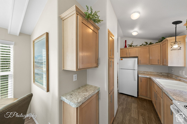 Photo 10 for MLS #2104963 at 488 E Telegraph St #127