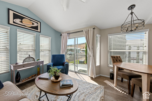 Photo 4 for MLS #2104963 at 488 E Telegraph St #127