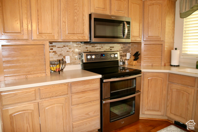Photo 9 for MLS #2104968 at 1194 N 690 East