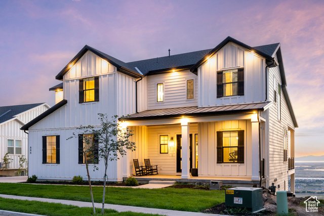 886 S WINTER LN, North Salt Lake UT 84054