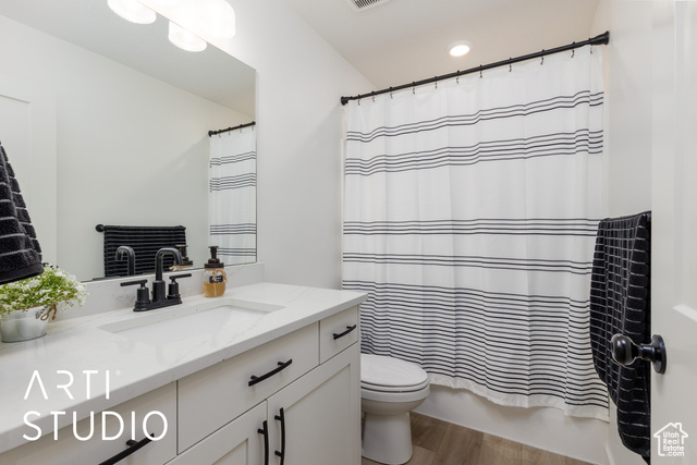 Photo 21 for MLS #2104989 at 1221 N 4975 West