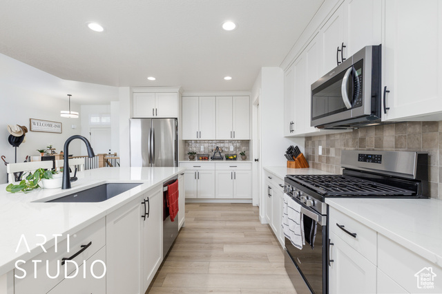 Photo 9 for MLS #2104989 at 1221 N 4975 West