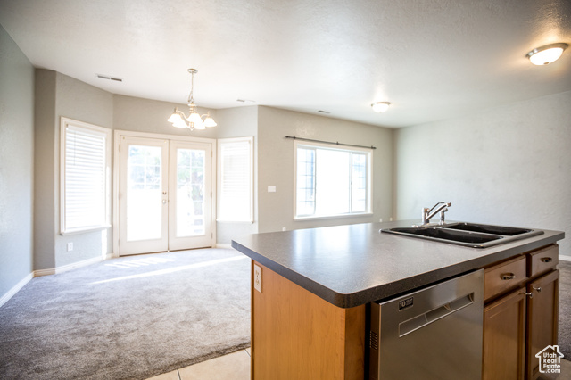 Photo 9 for MLS #2104998 at 251 E Sunshine Dr