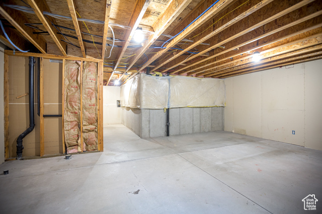Photo 36 for MLS #2104998 at 251 E Sunshine Dr