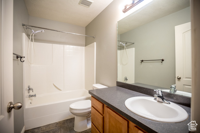 Photo 25 for MLS #2104998 at 251 E Sunshine Dr
