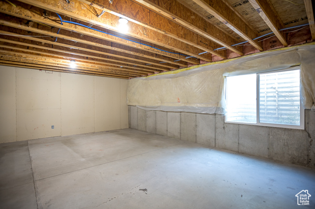 Photo 37 for MLS #2104998 at 251 E Sunshine Dr