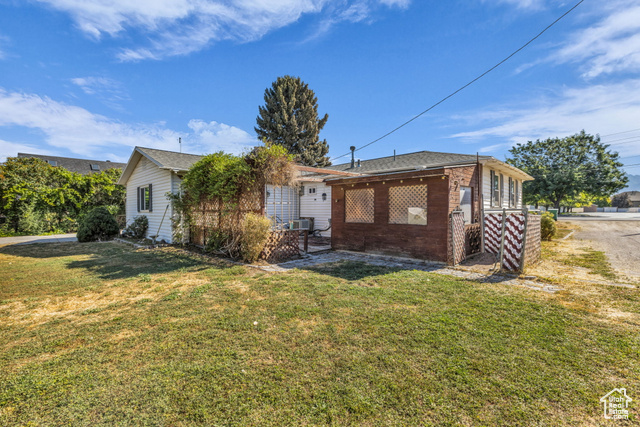 Photo 21 for MLS #2105007 at 866 S 2300 West