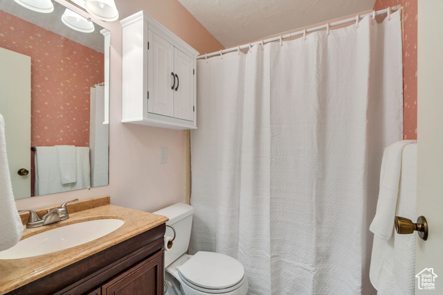 Photo 14 for MLS #2105019 at 3794 S Chatterleigh Rd
