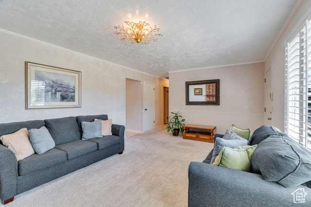 Photo 10 for MLS #2105019 at 3794 S Chatterleigh Rd