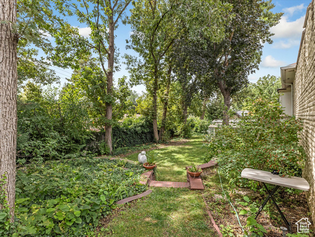 Photo 30 for MLS #2105020 at 1772 E Countryside Dr