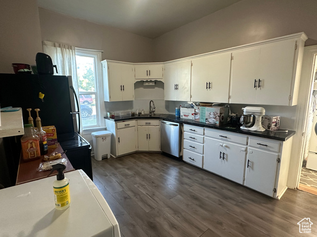 Photo 16 for MLS #2105034 at 394 N 300 East