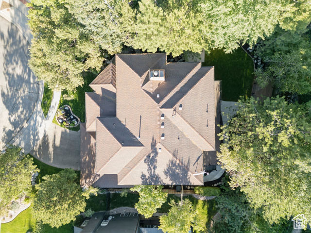 Photo 83 for MLS #2105050 at 2614 E Tuxedo Cir