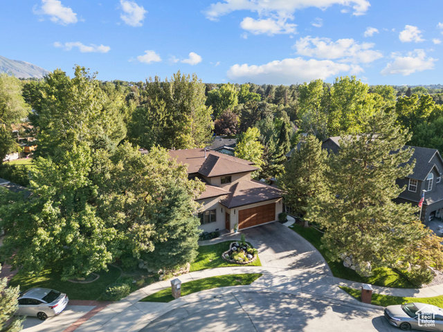 Photo 76 for MLS #2105050 at 2614 E Tuxedo Cir