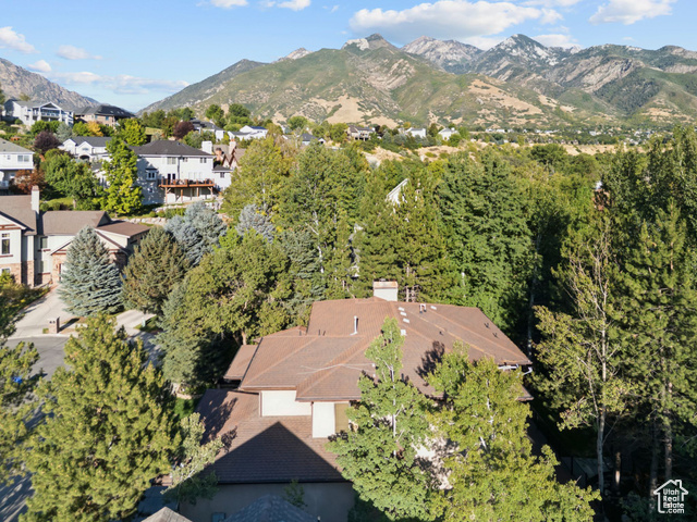 Photo 81 for MLS #2105050 at 2614 E Tuxedo Cir