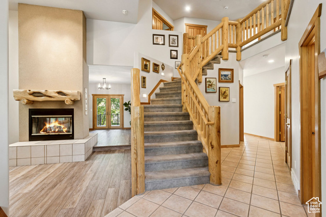 Photo 12 for MLS #2105050 at 2614 E Tuxedo Cir