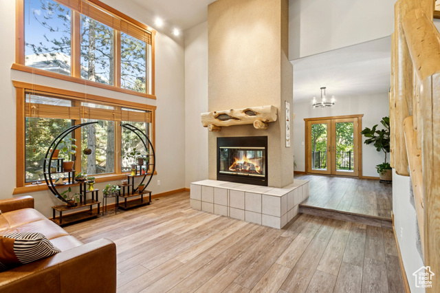 Photo 11 for MLS #2105050 at 2614 E Tuxedo Cir