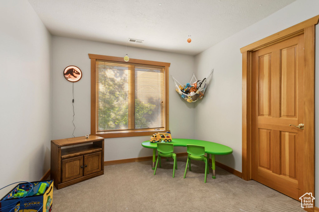 Photo 48 for MLS #2105050 at 2614 E Tuxedo Cir