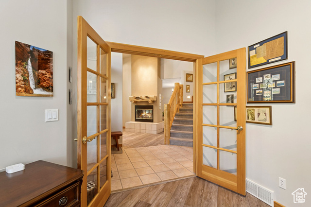 Photo 32 for MLS #2105050 at 2614 E Tuxedo Cir