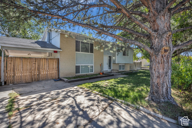 4989 W CHERRYWOOD LN, West Valley City UT 84120