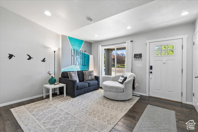 Photo 2 for MLS #2105064 at 149 E Pioneer Ave