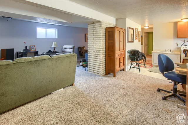 Photo 18 for MLS #2105073 at 886 N Harrison Blvd