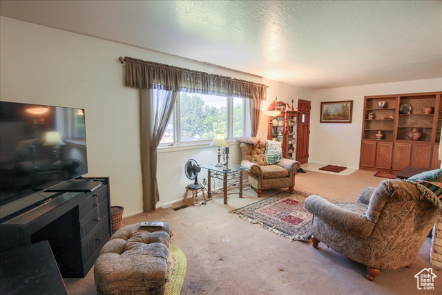 Photo 11 for MLS #2105073 at 886 N Harrison Blvd