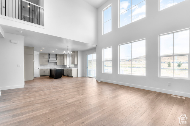Photo 5 for MLS #2105090 at 6776 N Mt Jefferson