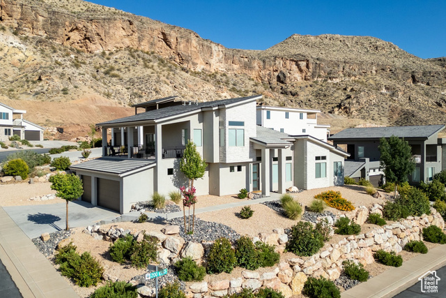 MLS #2105097                     located at 458 N 200 East,
                     La Verkin, UT
