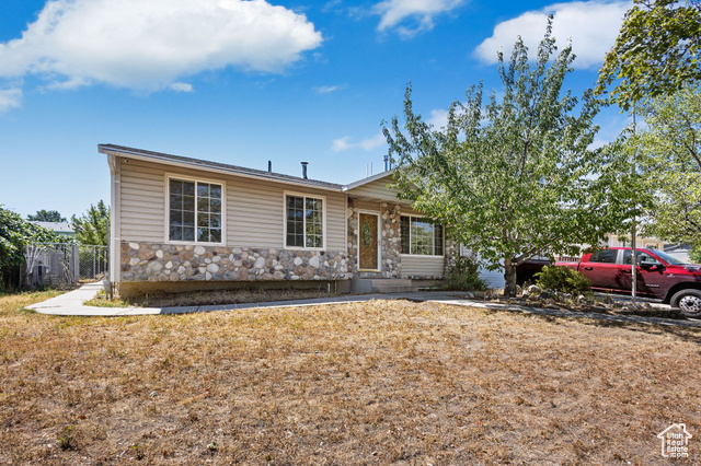 Photo 4 for MLS #2105107 at 6497 W King Valley Rd