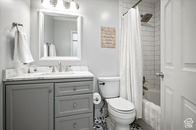 Photo 18 for MLS #2105111 at 2249 E Tompkins Dr